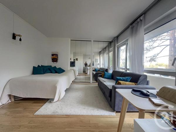 Appartement F1 à vendre  1 pièce - 30 m 2   BOUGIVAL  - 78