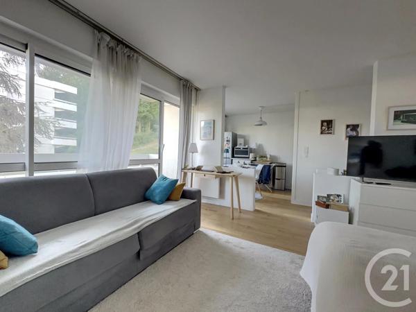 Appartement F1 à vendre  1 pièce - 30 m 2   BOUGIVAL  - 78