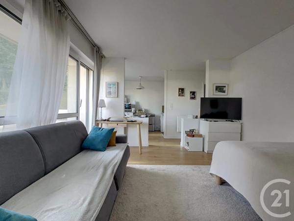 Appartement F1 à vendre  1 pièce - 30 m 2   BOUGIVAL  - 78