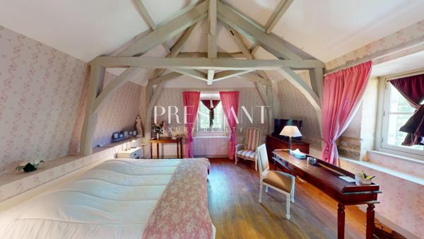 Un manoir XIXe, 5.45 hectares de nature, à seulement quelques minutes du centre historique de Sarlat / Dordogne., SARLAT LA CANEDA