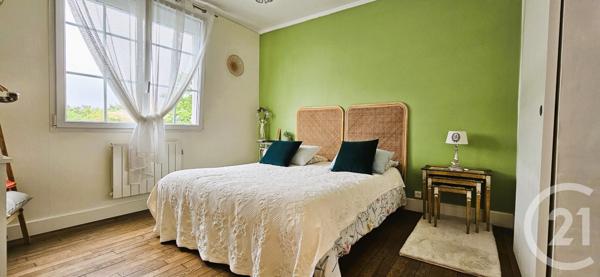 Maison à vendre  5 pièces - 162,10 m2 DOMERAT - 03