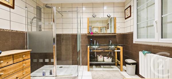 Maison à vendre  5 pièces - 162,10 m2 DOMERAT - 03