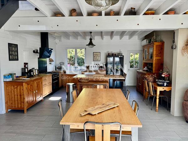 A vendre - Maison familiale 200 m² - 5 chambres - Conception éco-responsable - Vihiers - D6130