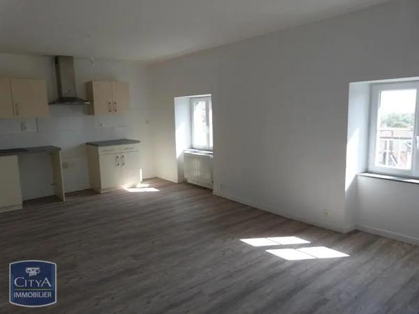 Appartement à louer 2 pièces 48.49m² Volvic (63530)