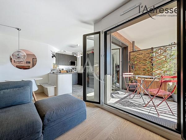 PUTEAUX/ Quartier des Arts - Appartement 4 pièces 82m² - 1 Balcon - 1 Parking