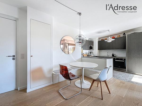 PUTEAUX/ Quartier des Arts - Appartement 4 pièces 82m² - 1 Balcon - 1 Parking