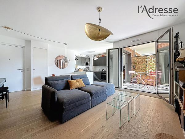 PUTEAUX/ Quartier des Arts - Appartement 4 pièces 82m² - 1 Balcon - 1 Parking