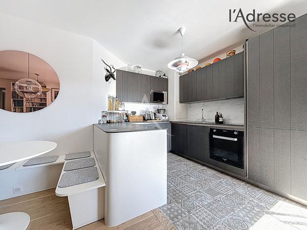 PUTEAUX/ Quartier des Arts - Appartement 4 pièces 82m² - 1 Balcon - 1 Parking