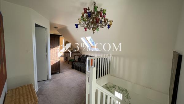 Maison 7 pièce(s) 6 chambre(s) 210 m²