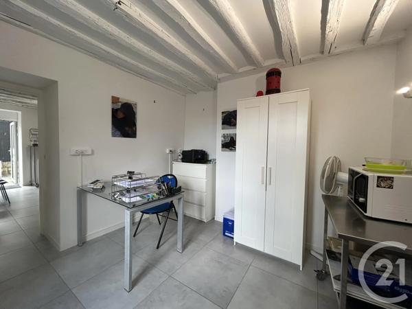 Immeuble à vendre  78,65 m 2   AVON  - 77