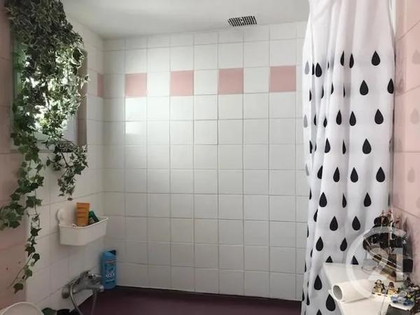 Immeuble à vendre  78,65 m 2   AVON  - 77