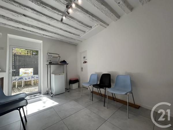 Immeuble à vendre  78,65 m 2   AVON  - 77