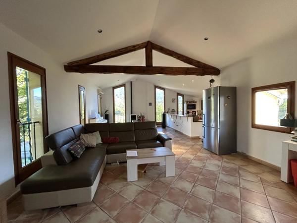 Immobilier Digne-les-Bains (04000) – Maison 237m2 – 430 000 €
