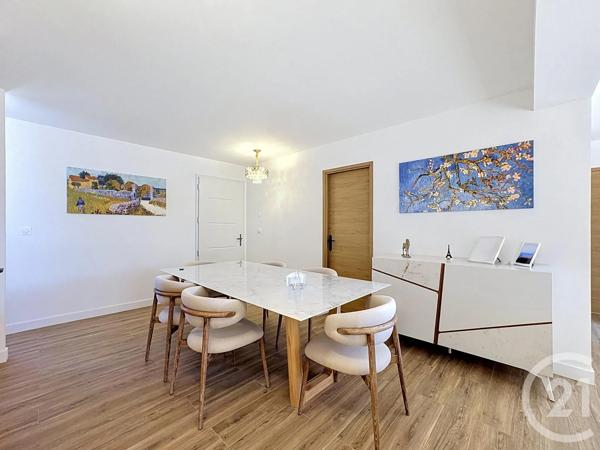 Maison à vendre  5 pièces - 138 m 2   ST DENIS EN VAL  - 45