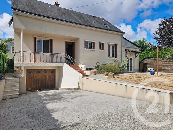 Maison à vendre  5 pièces - 138 m 2   ST DENIS EN VAL  - 45