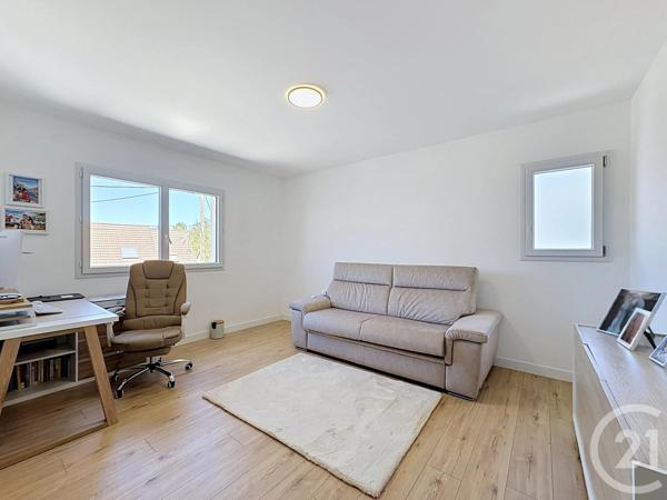 Maison à vendre  5 pièces - 138 m 2   ST DENIS EN VAL  - 45