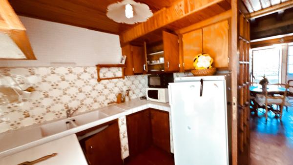 Island (89200) Longère bourguignonne située dans le secteur d' ISLAND au prix de 246 100 €.