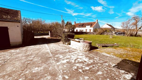 Island (89200) Longère bourguignonne située dans le secteur d' ISLAND au prix de 246 100 €.