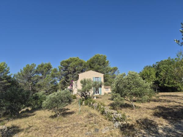 Maison
         7 pièces
        - 198 m² Exclusivité 599 000 € *