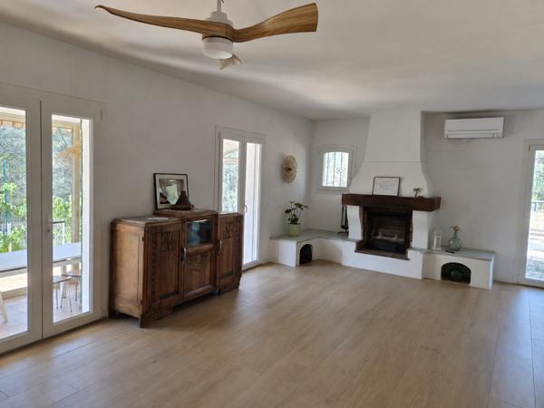 Maison
         7 pièces
        - 198 m² Exclusivité 599 000 € *