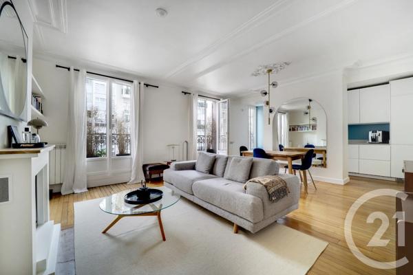 Appartement F3 à vendre  3 pièces - 68,39 m 2   MONTROUGE  - 92