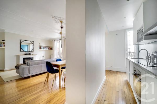 Appartement F3 à vendre  3 pièces - 68,39 m 2   MONTROUGE  - 92