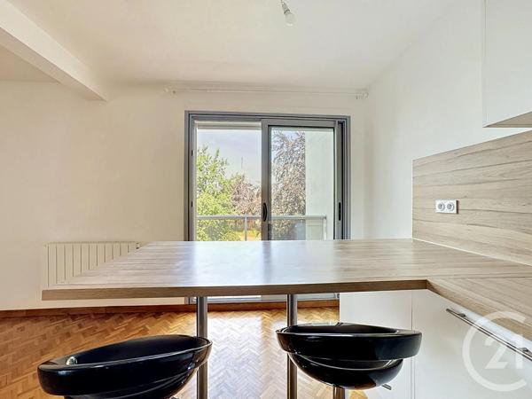 Appartement T3 à vendre  3 pièces - 84,19 m 2   OLIVET  - 45
