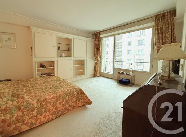 Appartement F5 à vendre  5 pièces - 140,30 m2 PARIS - 75016