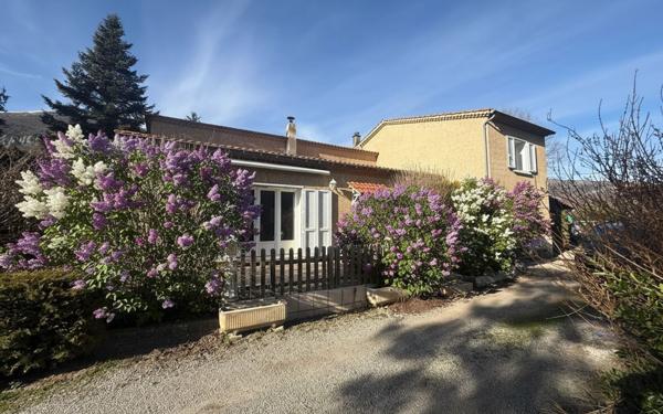 Maison à vendre    9 pièces •  Aspres-sur-Buëch
