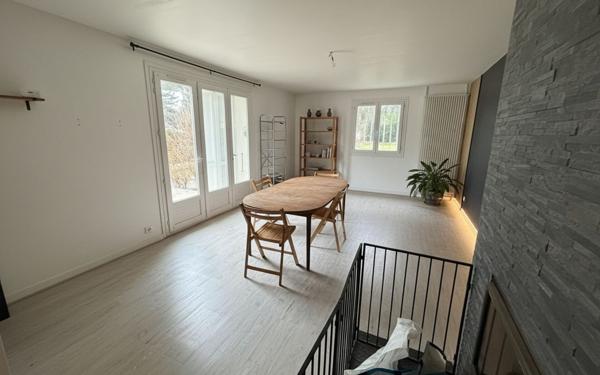 Maison à vendre    9 pièces •  Aspres-sur-Buëch