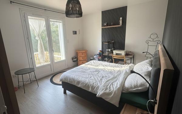 Maison à vendre    9 pièces •  Aspres-sur-Buëch