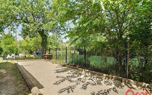 Maison à vendre    5 pièces • 119,55 m2 Saint-Saturnin-lès-Avignon