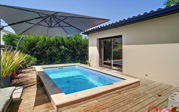 Maison à vendre    5 pièces • 119,55 m2 Saint-Saturnin-lès-Avignon