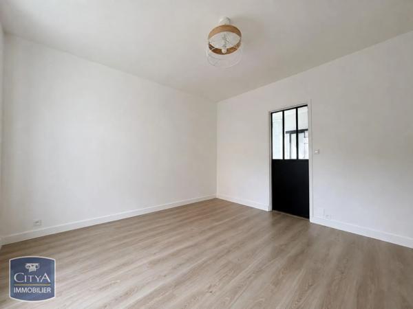Appartement à louer 2 pièces 38.45m² Chartres (28000)