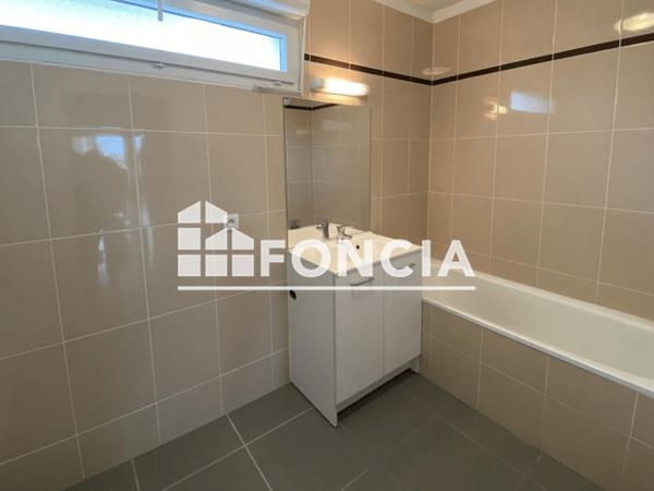 Location Appartement 3 pièces 69 m² - 1 RUE DU MOULIN A VENT Eysines 33320