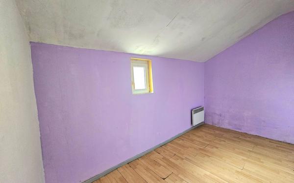 Maison à vendre    3 pièces •  Travecy