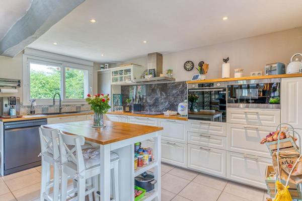 Dix minutes des plages, 6 pièce(s) 3 chambres  plain-pied possible / Calme