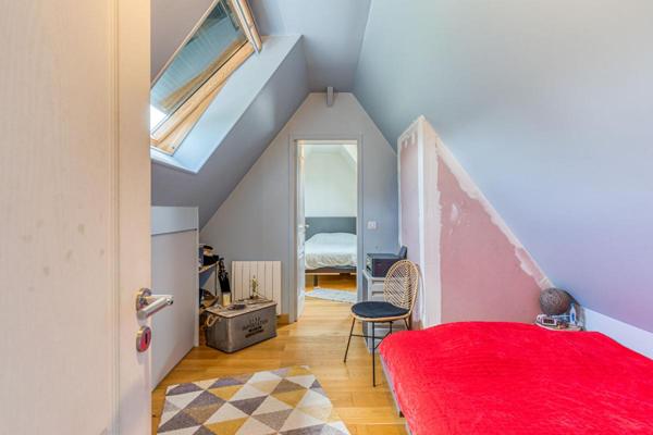 Dix minutes des plages, 6 pièce(s) 3 chambres  plain-pied possible / Calme