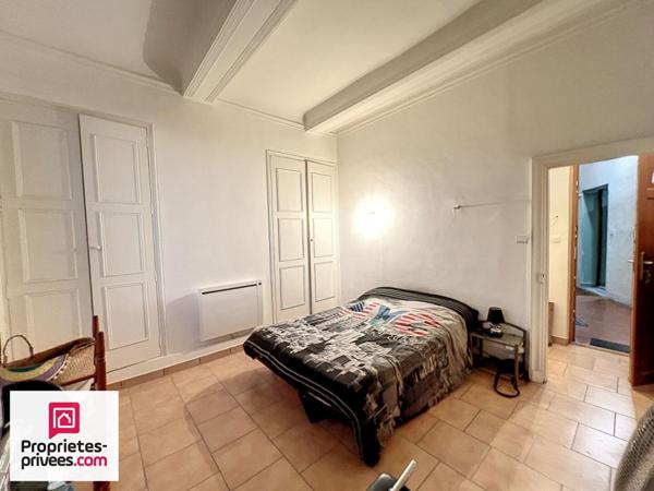 RIANS Appartement T2 2 -ème étage loué lumineux 45 m²