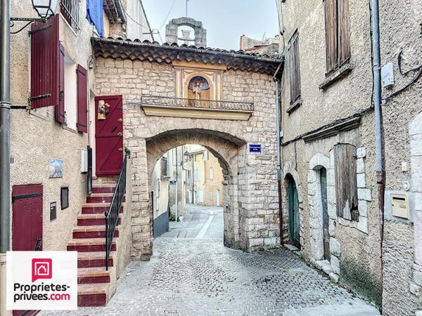 RIANS Appartement T2 2 -ème étage loué lumineux 45 m²