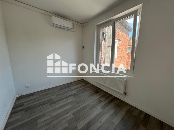 Location Appartement 4 pièces 79.59 m² - 106 RUE GRANDE Orbec 14290