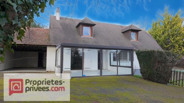 Grande maison familiale aux portes de Lisieux, dans un environnement boisé