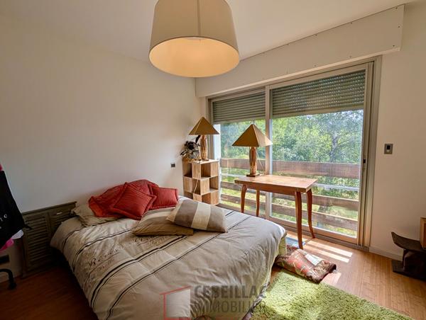 Maison d'architecte avec vue panoramique sur la Chaîne des Puys ! Terrain de 2 600 m² divisible