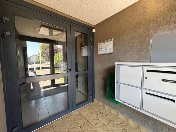 APPARTEMENT REZ-DE-CHAUSSEE