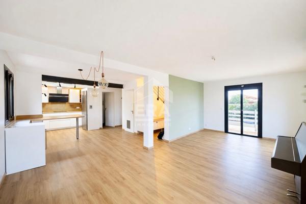 À Vendre à Perpignan Porte d'Espagne - Maison 4 chambres, garage en sous-sol et jardin avec piscine