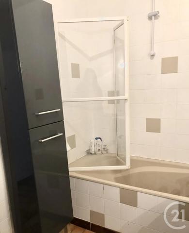 Appartement F3 à vendre  3 pièces - 70,01 m 2   PONTARLIER  - 25
