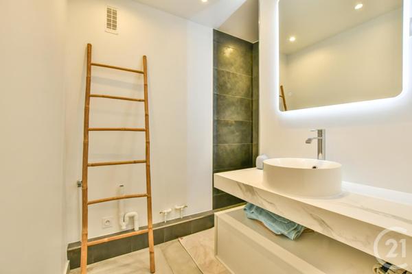 Appartement F2 à vendre  2 pièces - 46,68 m2 PARIS - 75013