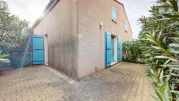 À seulement 500 mètres de la plage, résidence avec piscine ! Sainte Marie la mer