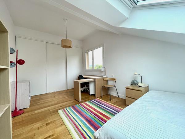 Divonne-les-Bains (01220) Maison individuelle de prestige - Six chambres