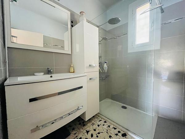 Saint cyprien plage, villa deux faces avec piscine, garage.... Hors copropriété